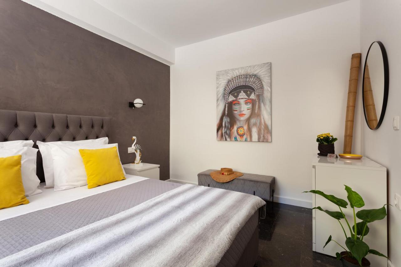 Seaside Apartment By Flisvos Marina Atenas Exterior foto